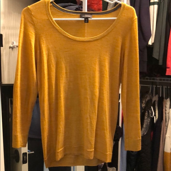 THE LIMITED mustard sweater - Picture 1 of 1